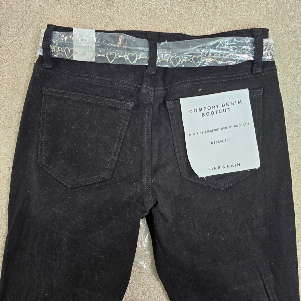 Fire & Rain Womens Mid Rise Comfort Denim‎ Bootcut Jeans Black with Heart Belt 7